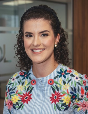 Prof. Lara Britto